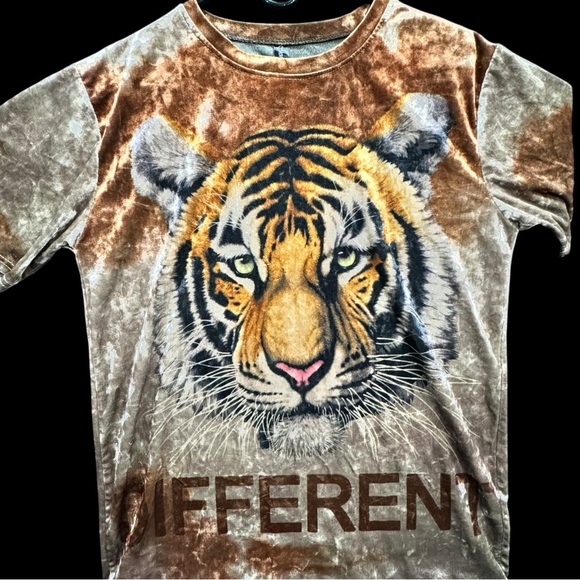 Womans Medium Velvet Tiger Shirt Medium Velour - Picture 1 of 12